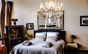 Guest House Huyze Die Maene